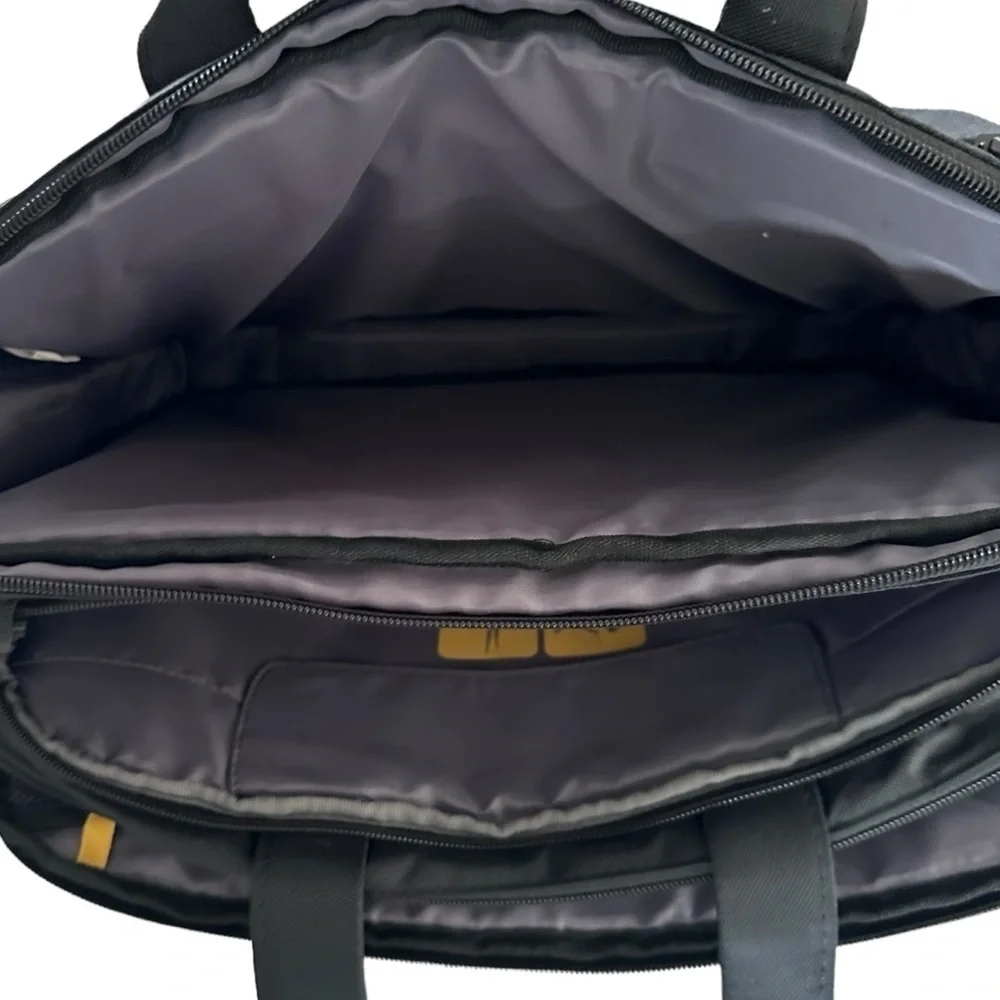 TARGUS REVOLUTION CHECKPOINT FRIENDLY BRIEFCASE